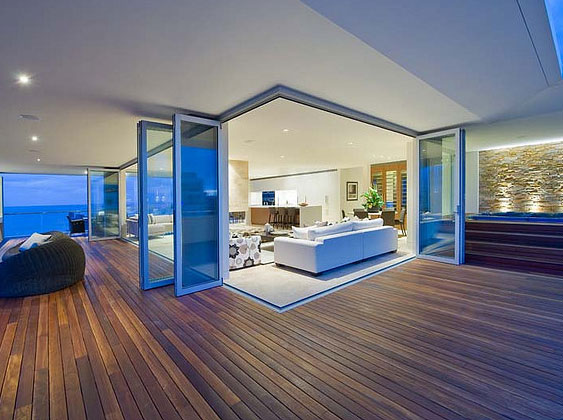  2014  1-penthouse-2-21-04-