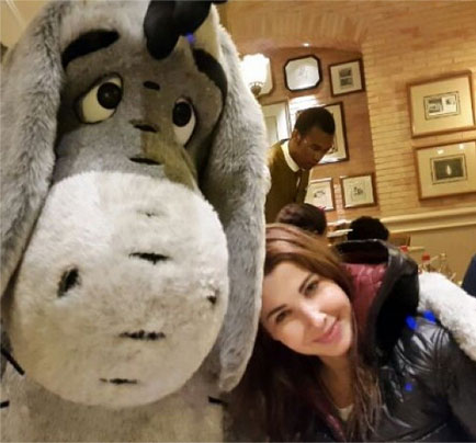 شخصيات والت ديزني تعيد نانسي عجرم إلى طفولتها!