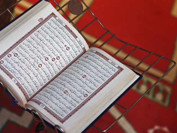 من أسماء الله الحسنى ينتهي بحرف الدال