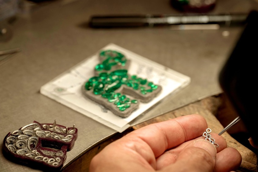 مجوهرات InsofuEmerald من شوبارد: لقاء الزمرد بالأناقة المستدامة