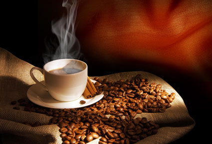 فنجان القهوة الصباحي مليء بالمنافع