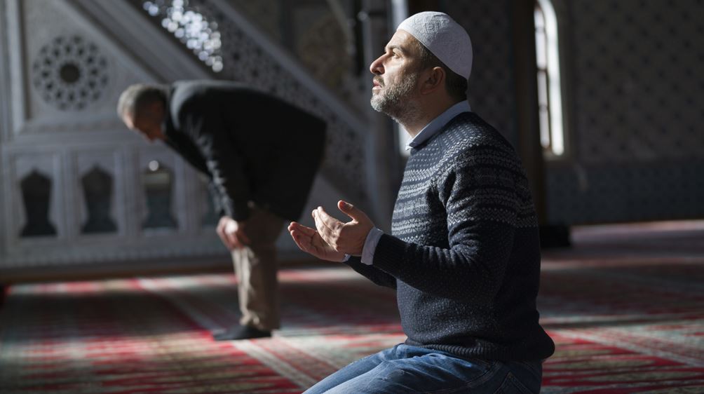 حديث شريف عن الوطن