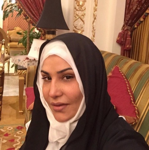 أحلام بدون مكياج من جديد فأين كانت؟