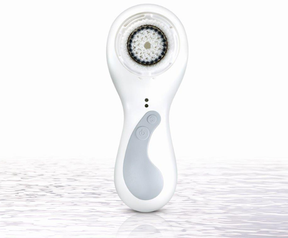 Clarisonic® PLUS سونيك لتنظيف البشرة بواسطة الفرشاة  