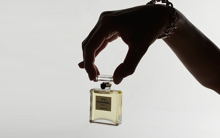  LES EXCLUSIFS DE CHANEL، عطور شانيل الراقية في جلسة تصوير خاصة 
