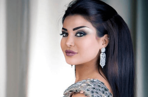 أمل العوضي تحسم موضوع زواجها وتتبرّع بسوارها
