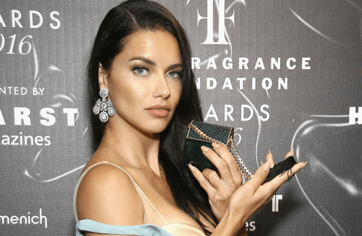 أيّ عطر فاز بجائزة العطر النسائي لهذا العام؟