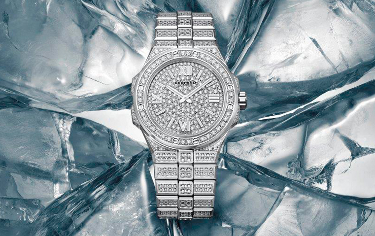 ساعات الأعياد، اختاريها بألوان الجواهر النقية ومرصعة بالألماس