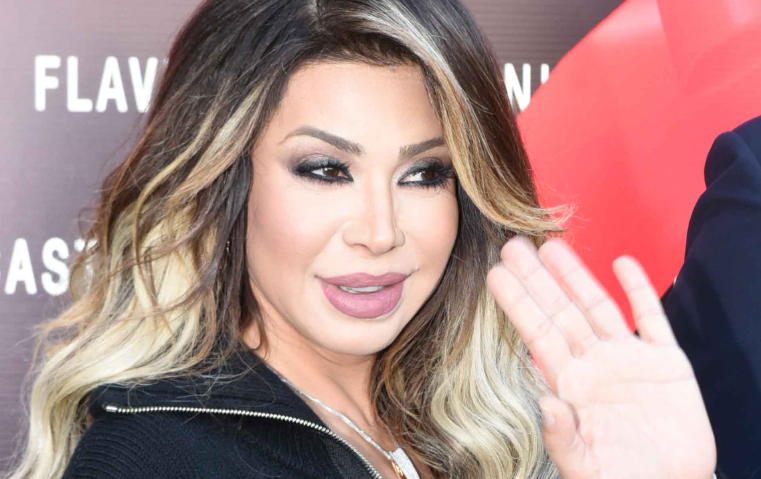 هل بالغت نوال الزغبي بالبوتوكس والفيليرز؟