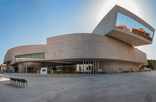 وداعاً للمهندسة العراقية العالميةZaha Hadid!