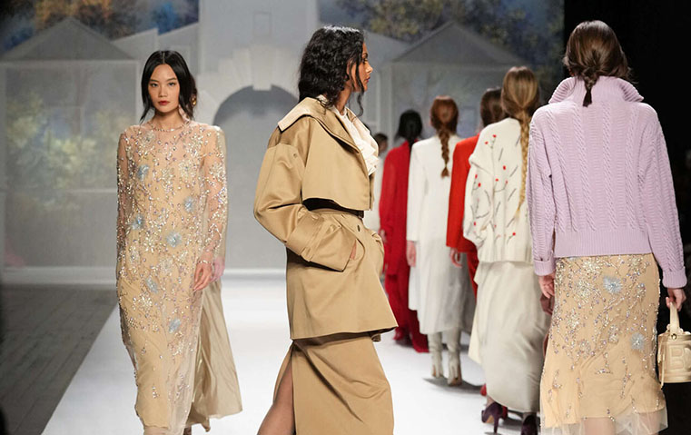 مجموعة شاهدناها وأحببناها: Laura Biagiotti  خريف وشتاء 2026