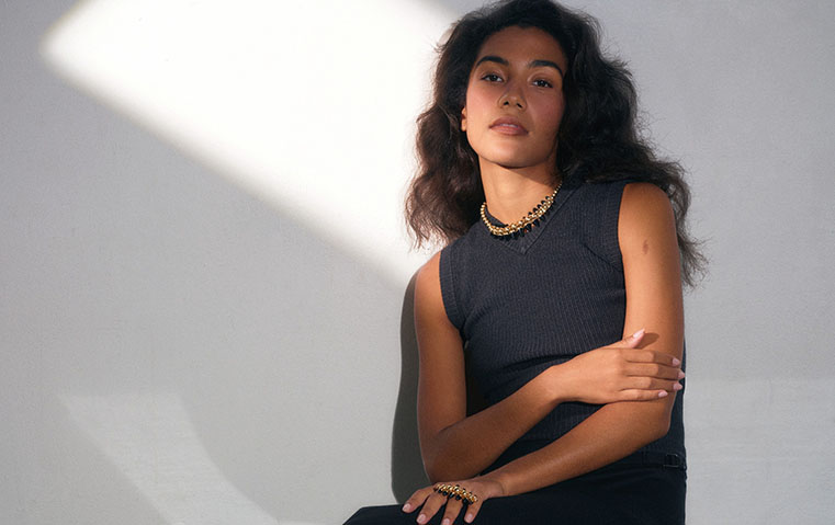 Clash de Cartier  تتألق مع أوليفيا دين