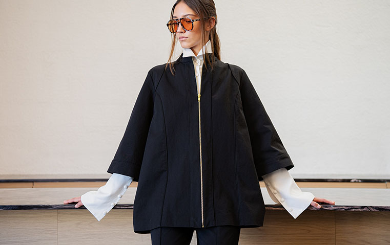 بحسب Evada، الموضة العصرية = أناقة هادئة تعكس روح الصحراء وامرأة اليوم