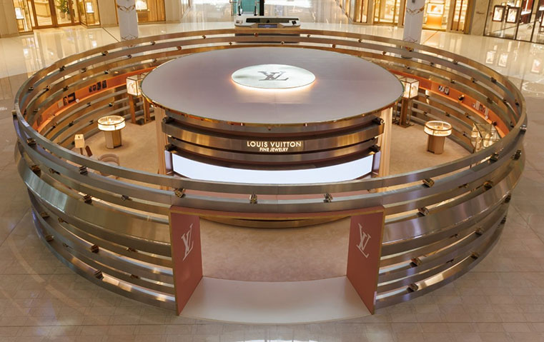 Louis Vuitton تدعوكِ إلى رحلة في عالم المجوهرات العصرية في دبي مول