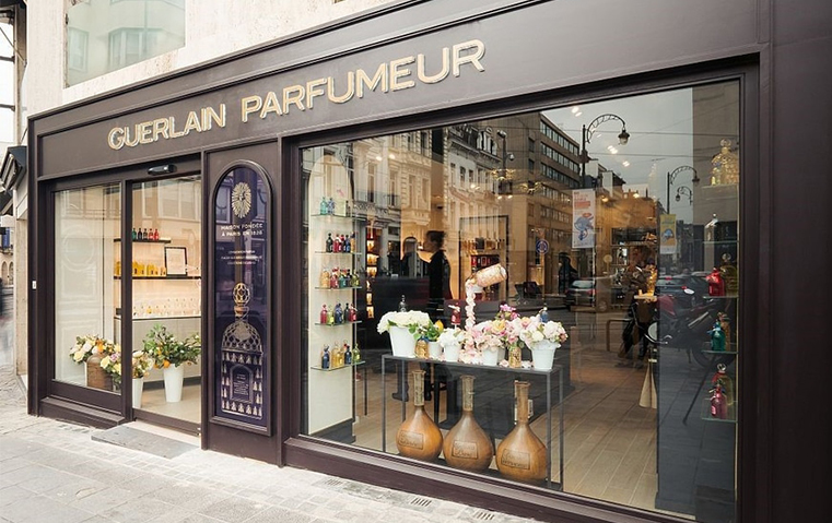 LVMH تحارب فيروس الكورونا بأسلوبها الخاصّ