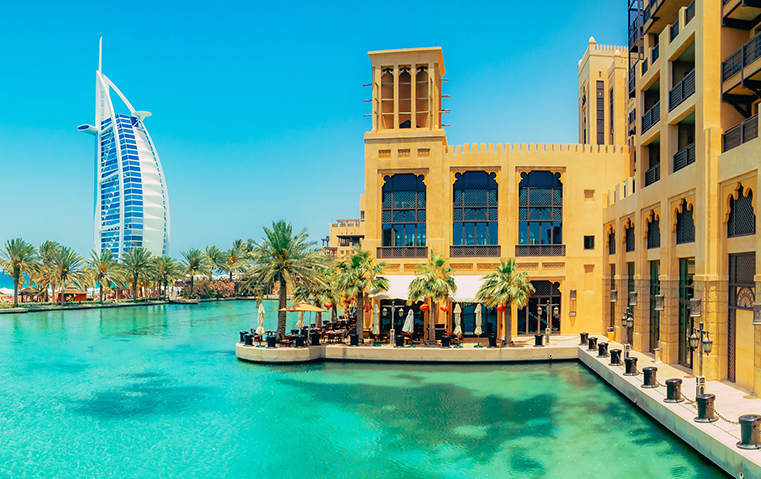 دليلكم لتناول أشهى وجبات الإفطار في فنادق ومطاعم الإمارات خلال رمضان