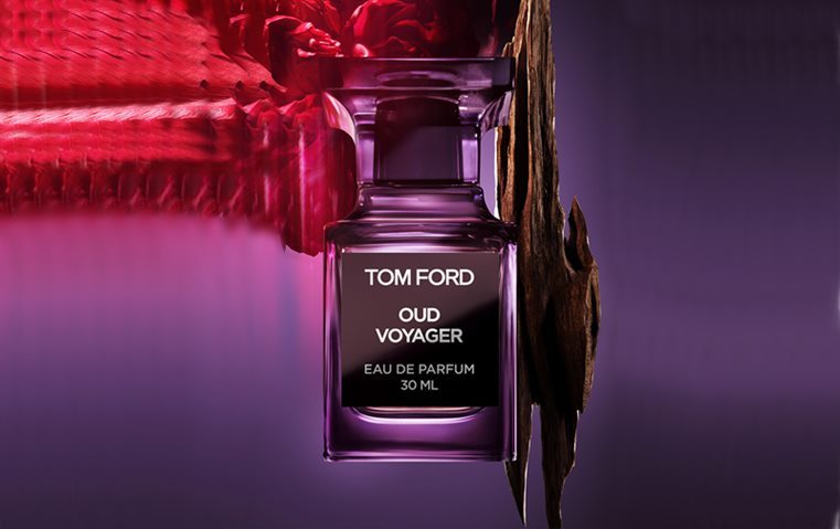 رحلة آسرة مع عطر Tom Ford Oud Voyager: العود يلتقي بالزهور العصرية