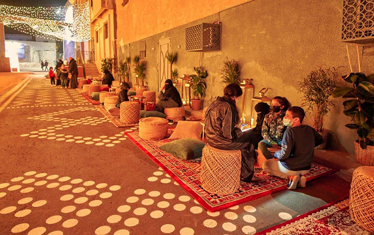 مآدب إفطار وتجارب لا تُنسى بانتظاركم طوال رمضان في منطقة العُلا السعودية