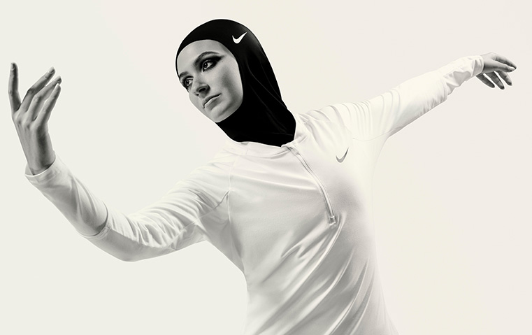 مقابلة مع زهرة لاري، أول بطلة تزلّج محجّبة من الإمارات: تحقيق الأحلام ليس صعباً