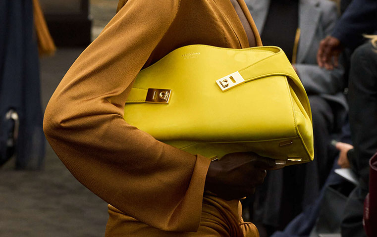 صيحات الحقائب التي سترافقك طوال العام 2026