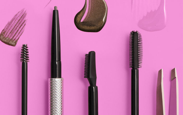 Dream Sheen Brow Glaze.. لمعان طبيعي للحواجب من Benefit