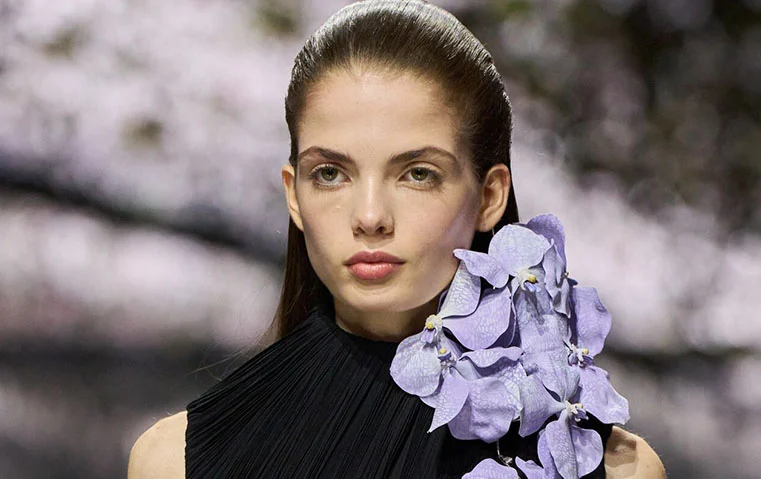 الجمال النظيف يسيطر على عروض باريس للهوت كوتور