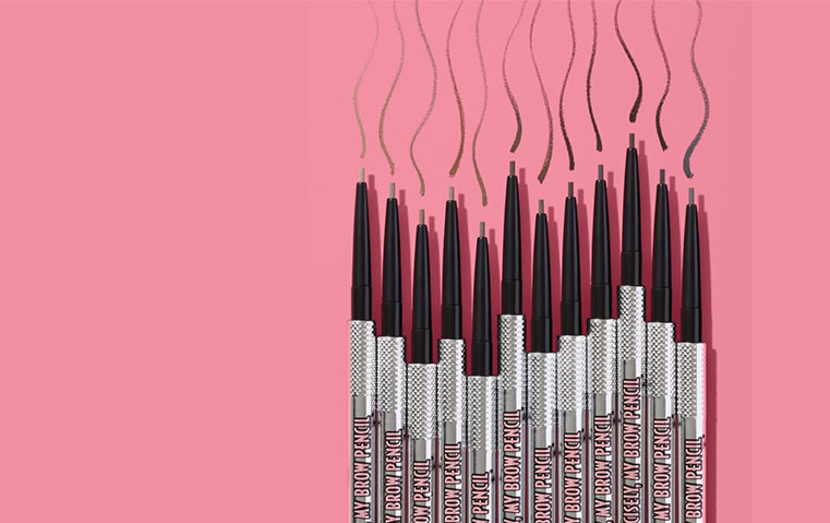 عودة المكياج المطفأ والحواجب الرفيعة... هل أنتِ مستعدة؟