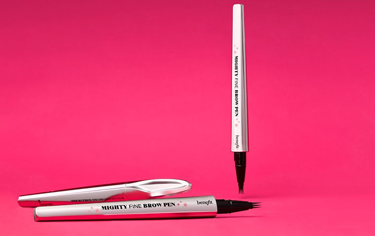 Benefit  تعيد إحياء "عصر الحواجب الأيقونية" المستوحاة من هيفا ونانسي وإليسا