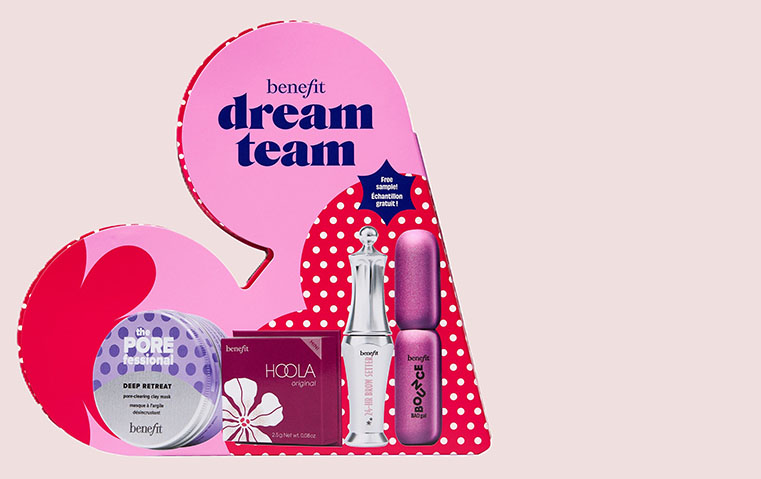 Love at First Swipe:  هدايا جمال تُشبه الوقوع في الحب