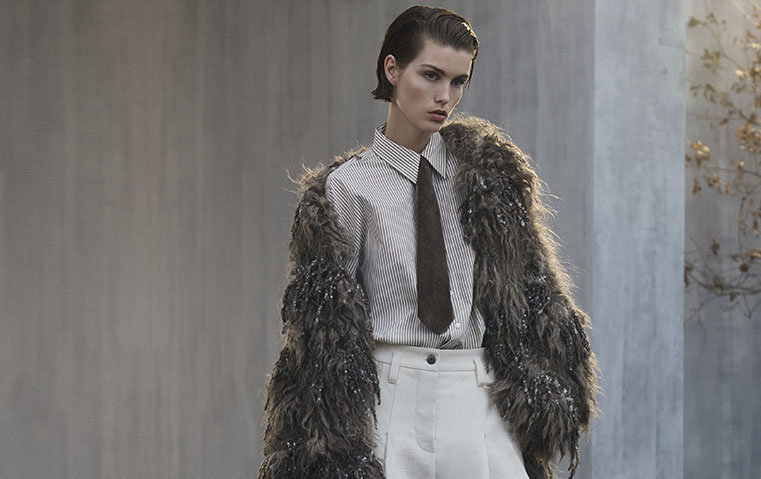 ما الذي يعنيه "الكوتور الريفي"؟ Brunello Cucinelli يجيب في هذه المجموعة