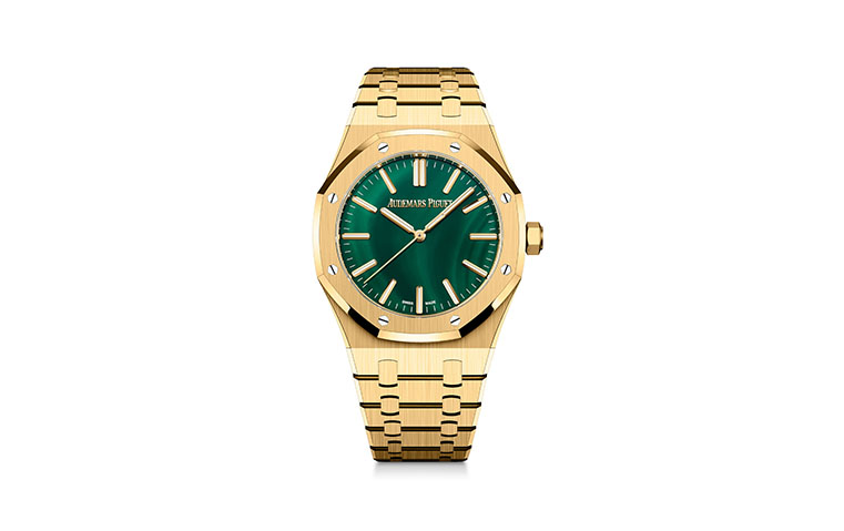 فريق gheir يكشف تفاصيل ساعة Bad Bunny في السوبر بول