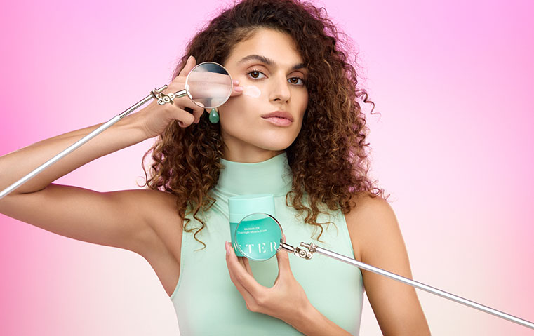 أستيري تفتتح فصلًا جديدًا مع أول مجموعة للعناية بالبشرة