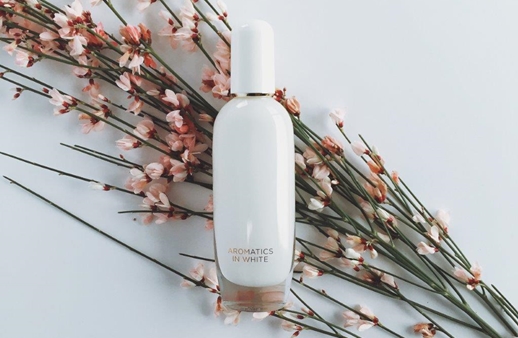 مقابلة تكشف لك سرّ اللون الأبيض في Aromatics in White