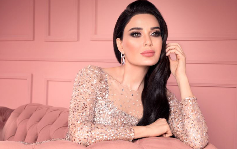 سيرين عبد النور ملهمة ماك كوزمتيكس في مجموعتها الجديدة!