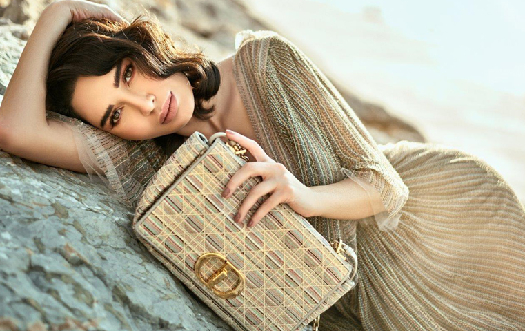 جميلات الوطن العربي بأزياء Dior Gold الكبسولية