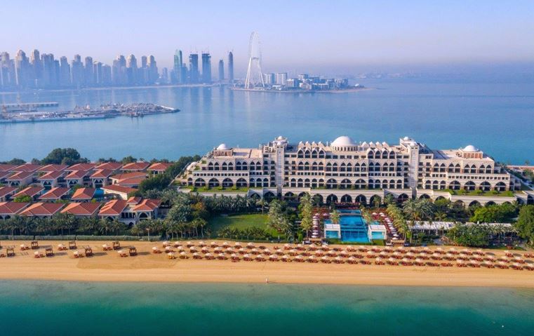 احتفالات وفعاليات عشاء ليلة رأس السنة الجديدة في برج العرب وجميرا زعبيل سراي