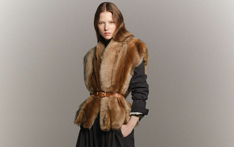 إيلي صعب يعود إلى بيروت: أناقة نابعة من الذاكرة وموجهة إلى المستقبل