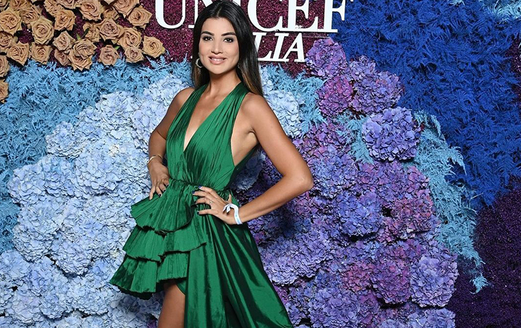 الفستان الأخضر هو الأجمل حسب المؤثّرات لإطلالة يومية صيفية