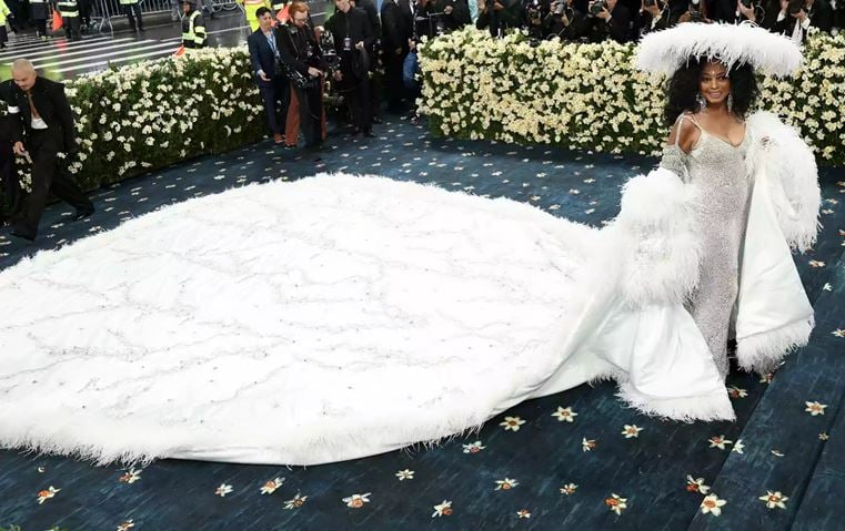 رموز ودلالات خفية في إطلالات  MET GALA 2025