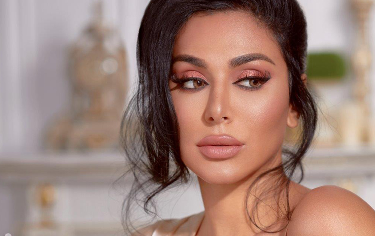 5 أسباب تجعل ظلال جفون هدى بيوتي الجديدة أساسية في حقيبة مكياجكِ