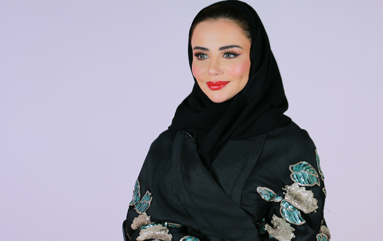 السعودية هدى الزرع تعرّفنا على أهمية وسائد الحرير في الحفاظ على الجمال