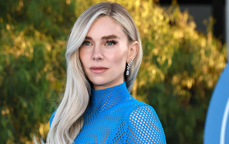 فانيسا كيربي.. سفيرة جديدة للجمال الطبيعي مع لانكوم