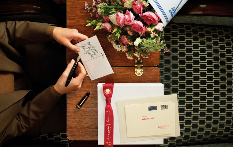 هدايا الفالنتاين من مون بلان: أسلوب وأناقة لكل من تحب