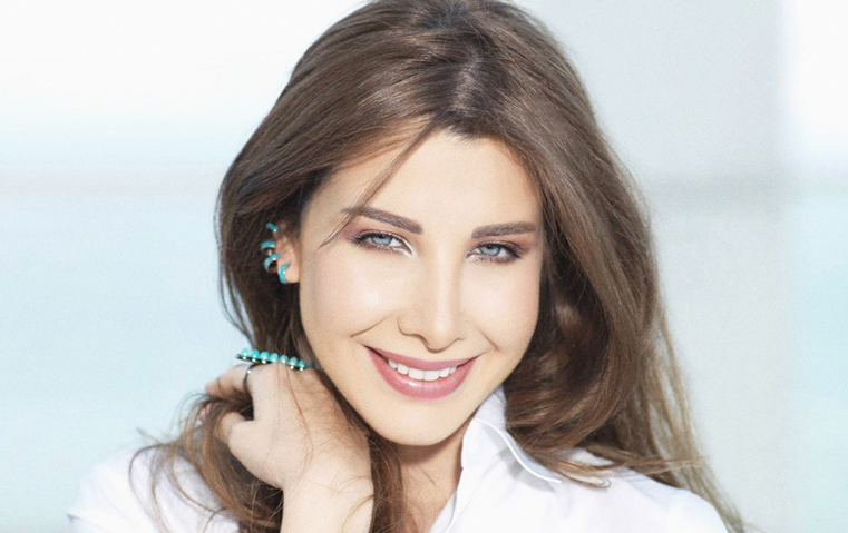 نانسي عجرم تضع حدّاً للجدل عن حملها الرابع
