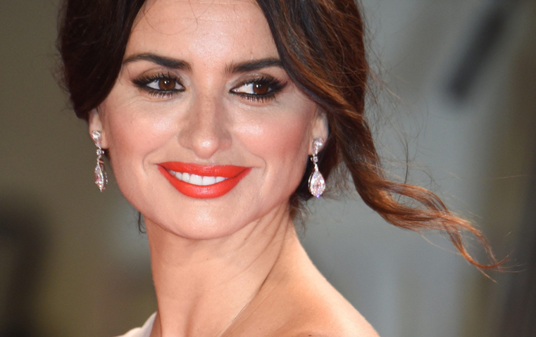 مكياج بينيلوبي كروز في البندقية مثالي للسهرات!