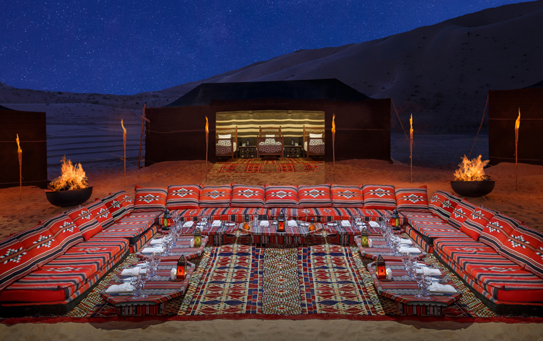 قصر السراب يستقبل الأعياد مع تجربة الحياة البدوية في مخيم النجوم