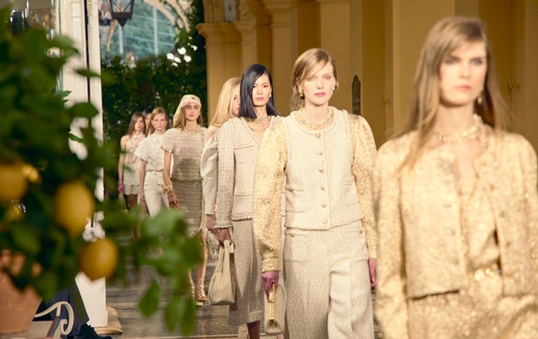 شانيل تعلن عن عرض مجموعة Métiers d’art 2025/26 في نيويورك