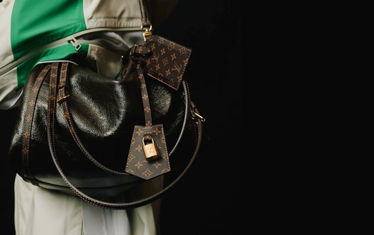 حقيبة Express من Louis Vuitton: رفيقة السفر الجديدة بكل أناقة