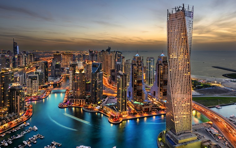 استعدوا لقضاء لحظات لا تُنسى في أفضل وجهات الإمارات في يوم الحب