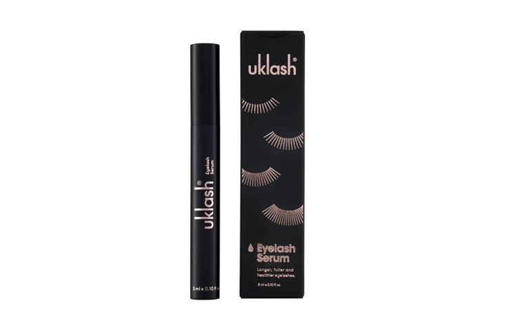 مقابلة خاصة تعرّفك عن كثب على مستحضرات UKLASH لرموش طويلة وشعر أكثر كثافة